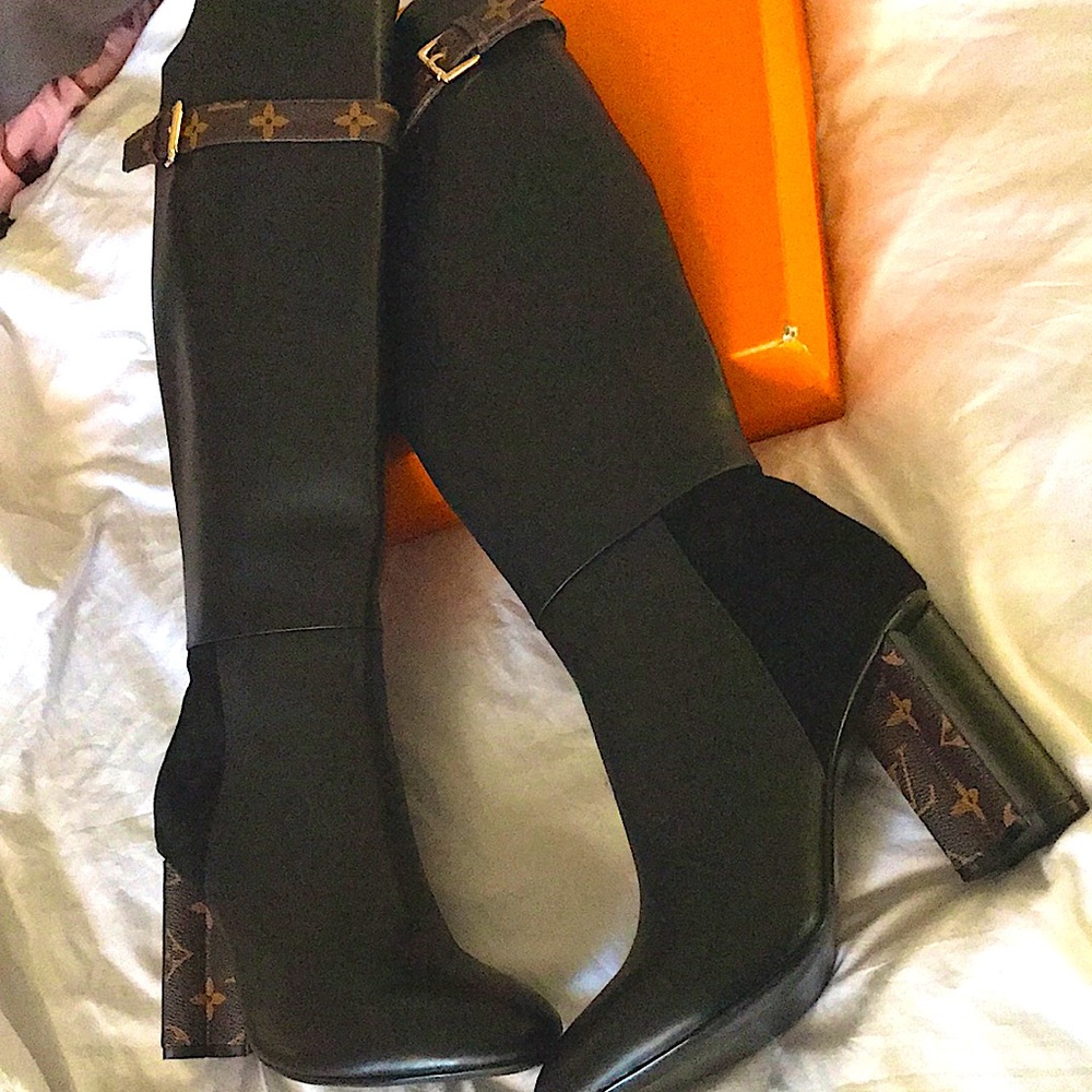 Louis Vuitton Artsy Boots